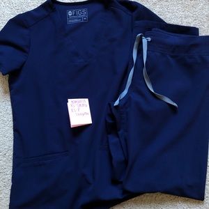 Navy Figs Scrub Set